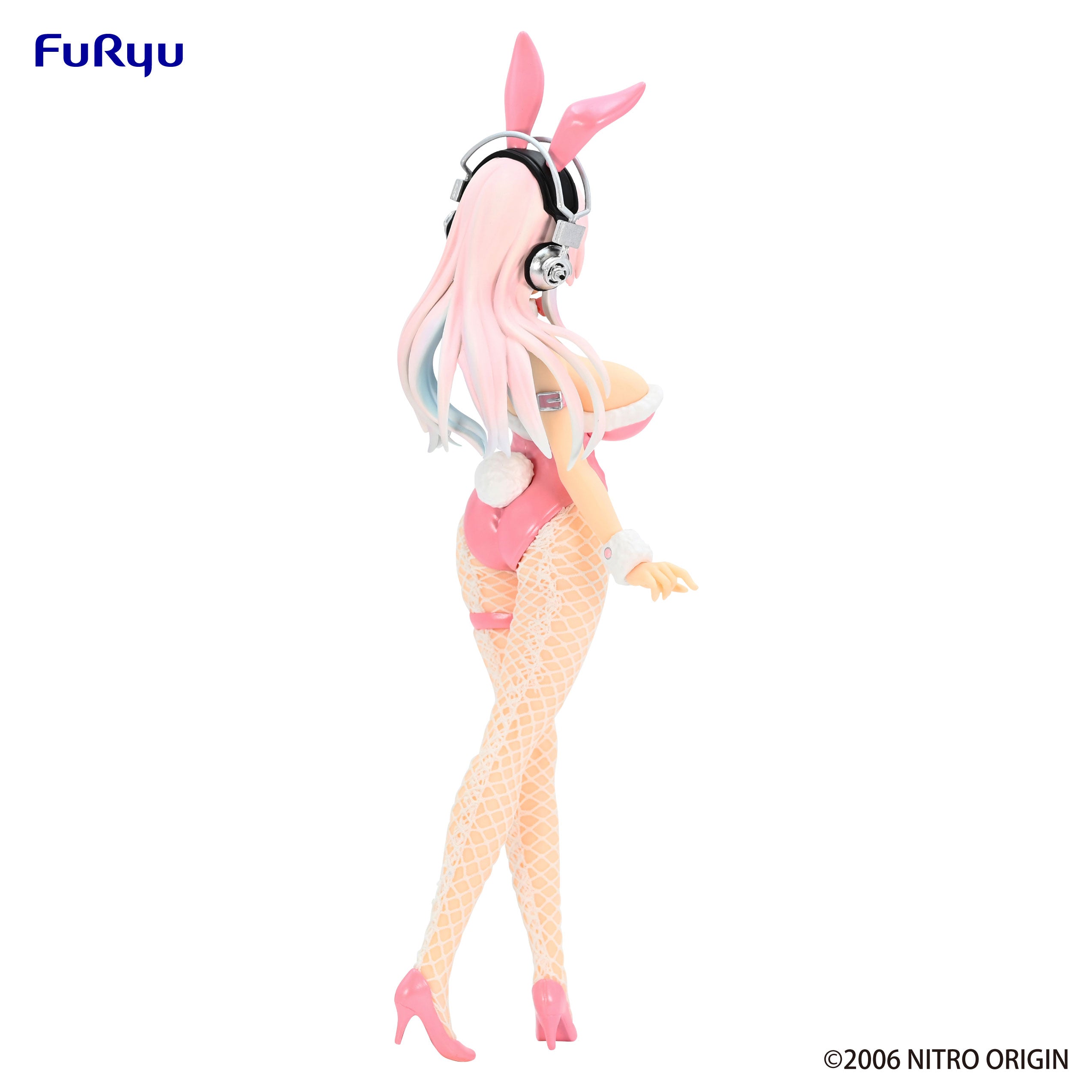 Furyu Figures Bicute Bunnies: Super Sonico - Super Sonico Bunny Rosa