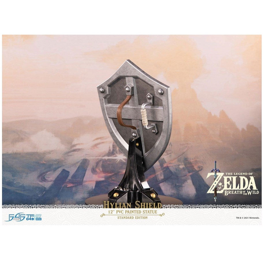 First 4 Figures The Legend of Zelda: Breath of the Wild - Hylian Shield Estandar 12 Pulgadas