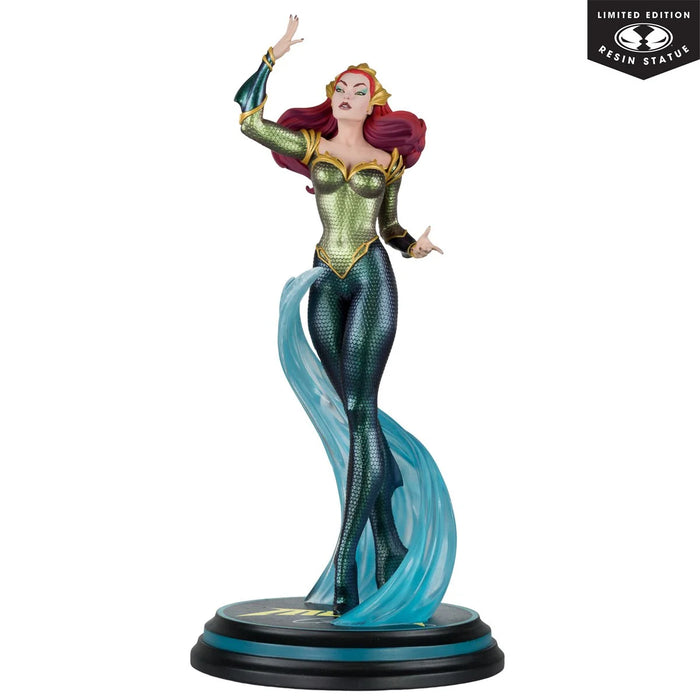 Mcfarlane Dc Direct: Dc Cover Girls - Mera By J Scott Campbell Resina Escala 1/8