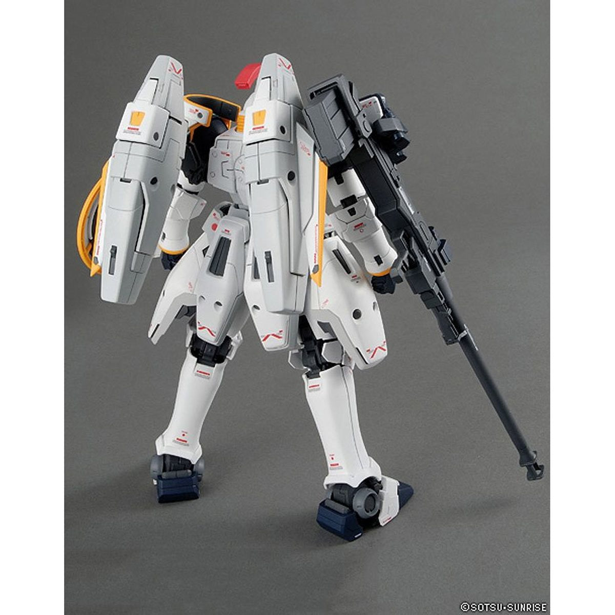 Bandai Hobby Gunpla Master Grade Model Kit: Mobile Suit Gundam Wing Endless Waltz - Tallgeese EW Escala 1/100 Kit de plastico