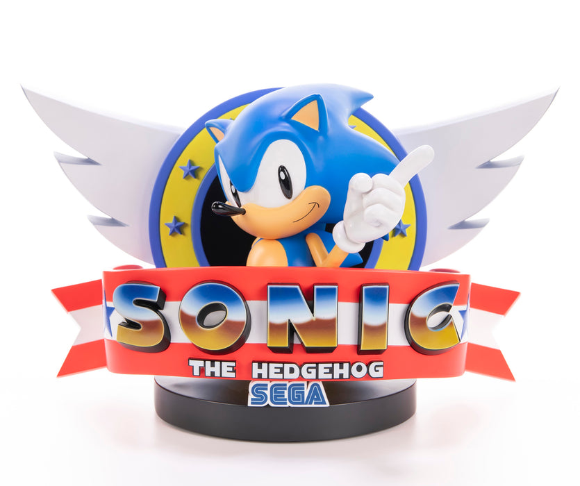 First 4 Figures: Sonic The Hedgehog - Sonic Title Screen 8.2 Pulgadas
