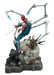 Diamond Select Toys Statue Gallery Diorama Deluxe: Marvel Spiderman 2 - Spiderman Con Brazos Mecanicos 12 Pulgadas