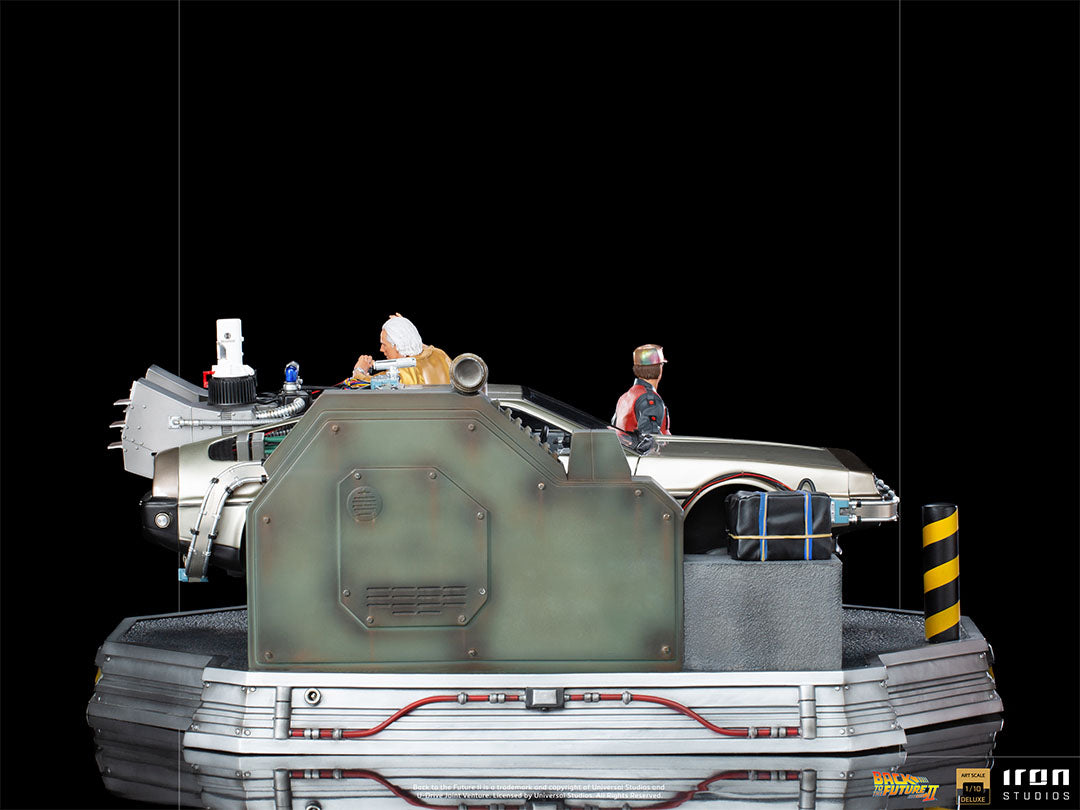 IRON Studios: Volver al Futuro Parte II - DeLorean Set Completo Deluxe Escala de Arte 1/10