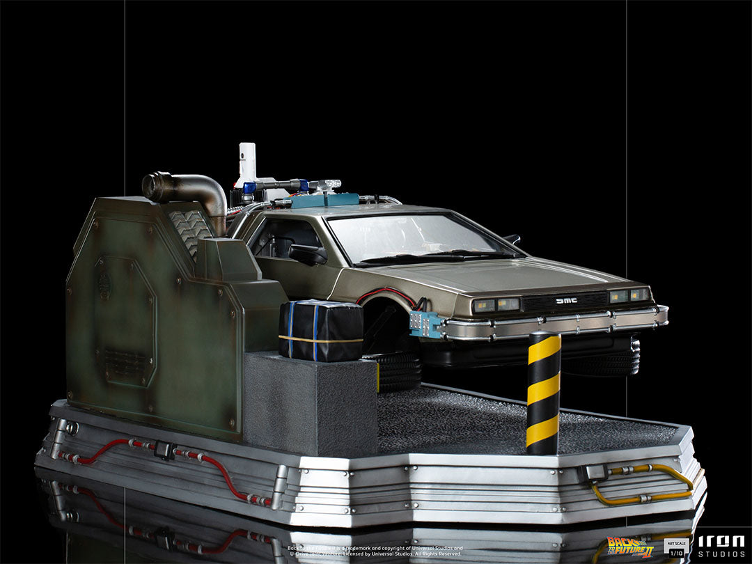 IRON Studios: Volver al Futuro Parte II - DeLorean Escala de Arte 1/10
