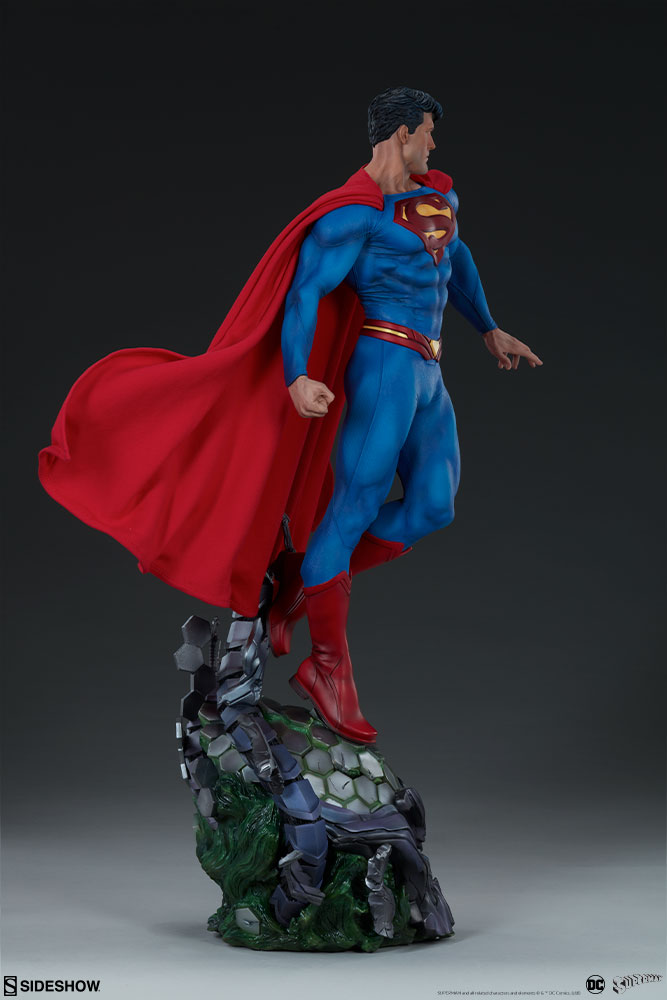 Sideshow Premium Format: DC Comics - Superman Estatua