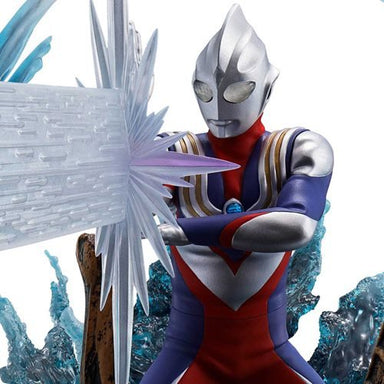 Bandai Tamashii Nations Figuarts ZERO: Ultraman - Ultraman Tiga Multi Type Estatua