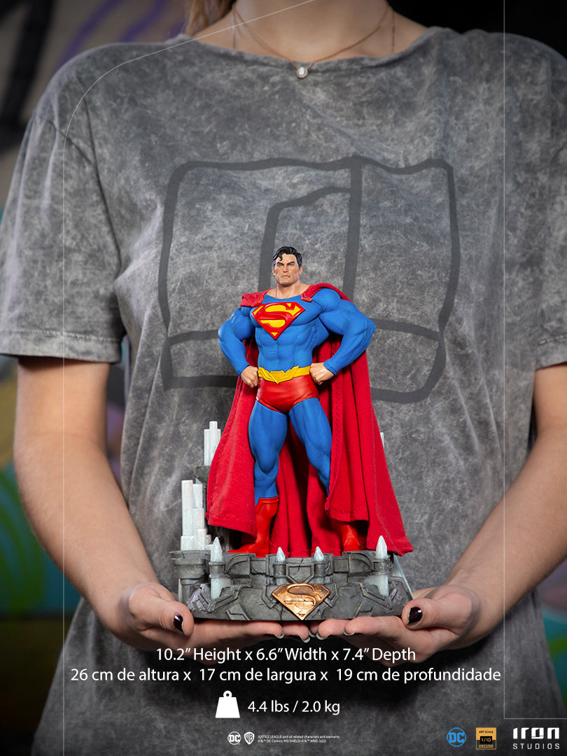 IRON Studios Unleashed: DC Comics - Superman Deluxe Escala de Arte 1/10