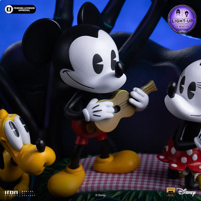 Iron Studios: Clasicos de Disney - Mickey, Minnie y Pluto en el parque Deluxe Escala de Arte 1/10