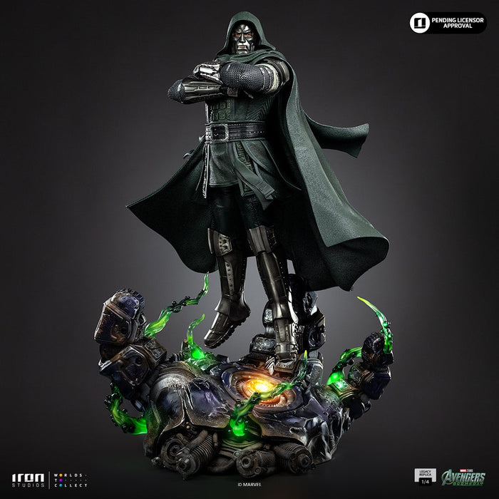 Iron Studios: Avengers Doomsday - Doctor Doom Legacy Replica 1/4