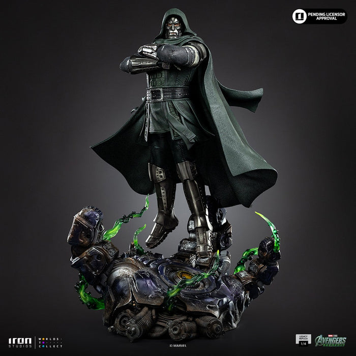Iron Studios: Avengers Doomsday - Doctor Doom Legacy Replica 1/4