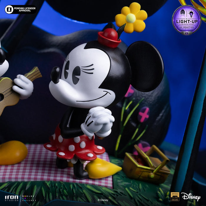 Iron Studios: Clasicos de Disney - Mickey, Minnie y Pluto en el parque Deluxe Escala de Arte 1/10