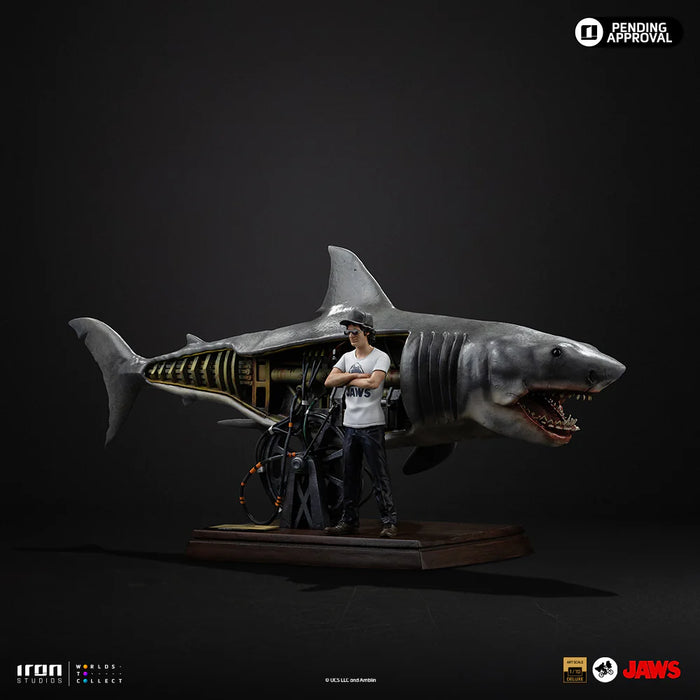 IRON Studios: Jaws 50 Aniversario - Steven Spielberg Deluxe Escala de Arte 1/10
