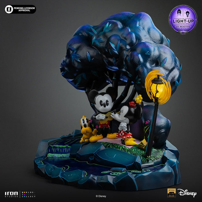 Iron Studios: Clasicos de Disney - Mickey, Minnie y Pluto en el parque Deluxe Escala de Arte 1/10