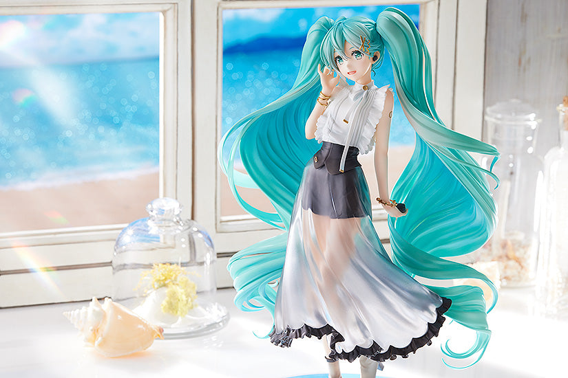 Good Smile Scale Figure: Character Vocal Series 01 - Hatsune Miku Style Casual Wear Escala 1/7