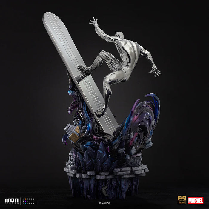 IRON Studios: Marvel Infinity Gauntlet -  Silver Surfer Diorama Deluxe Escala de Arte 1/10