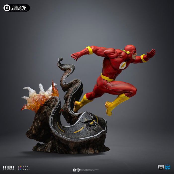 IRON Studios: DC Comics - Flash Escala de Arte 1/10