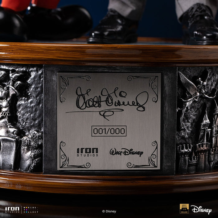 Iron Studios: Clasicos de Disney - Walt Disney y Mickey Mouse Legacy Replica 1/4