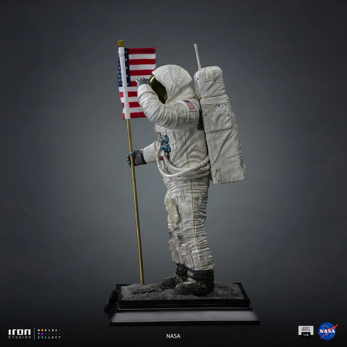 Iron Studios: NASA - Astronauta del Apolo 11 Replica Escala 1/4