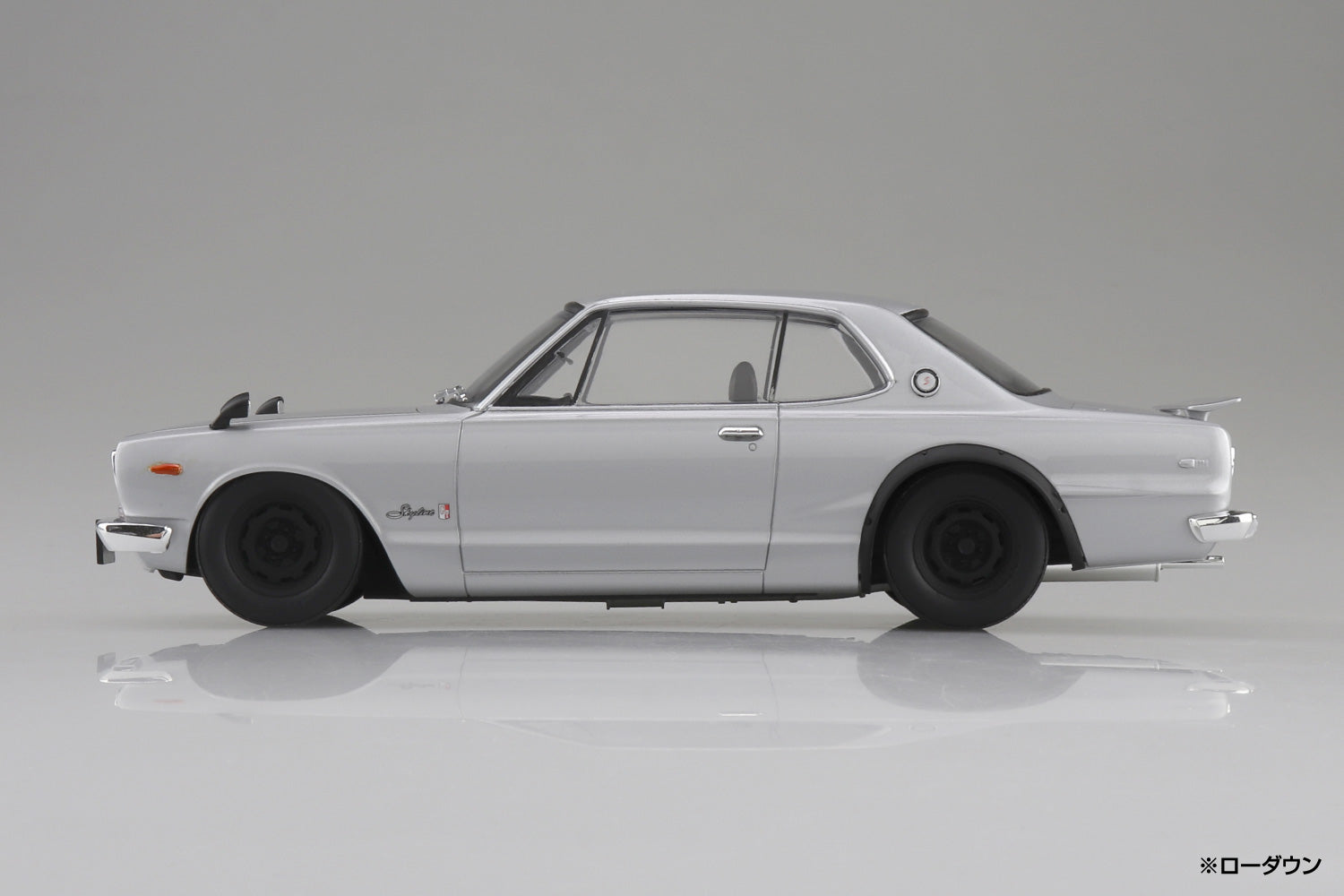 Aoshima Model Kits: Nissan - Kpgc10 Skyline Ht Gt R 1970 Silver