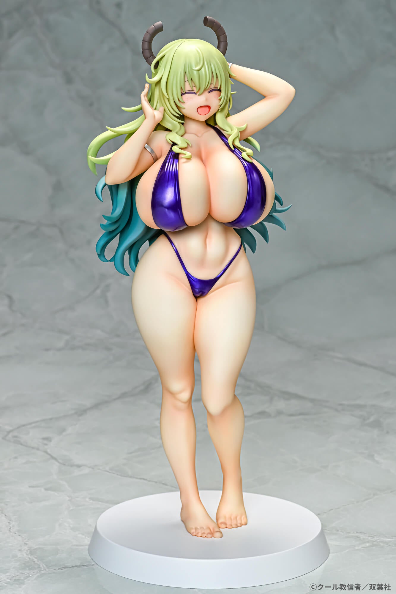 Q Six Scale Figure: Miss Kobayashis Dragon Maid - Lucoa Bikini Escala 1/7