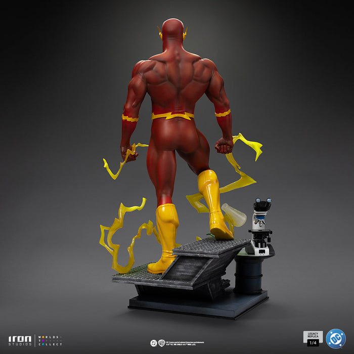 IRON Studios: DC Comics - The Flash Lecacy Replica Escala de Arte 1/4