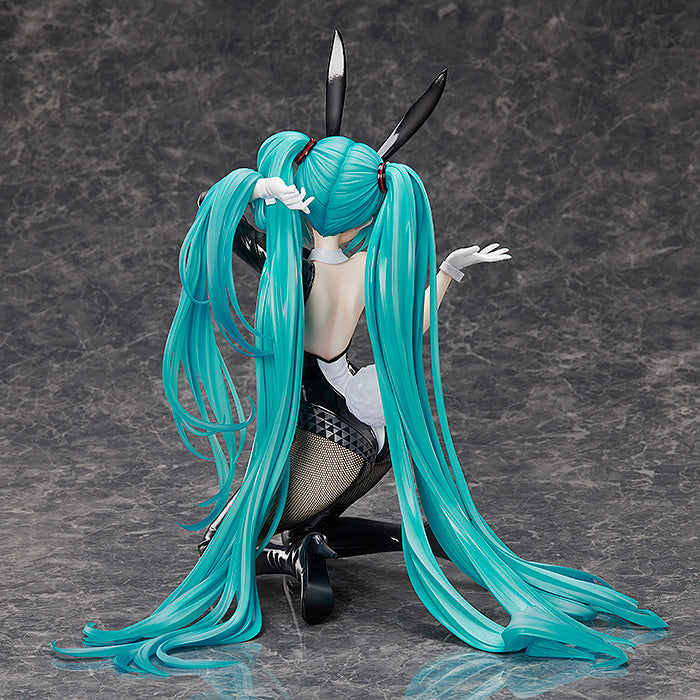 Freeing Scale Figure: Character Vocal Series 01 Art By Sanmuyyb - Hatsune Miku Bunny Escala 1/4