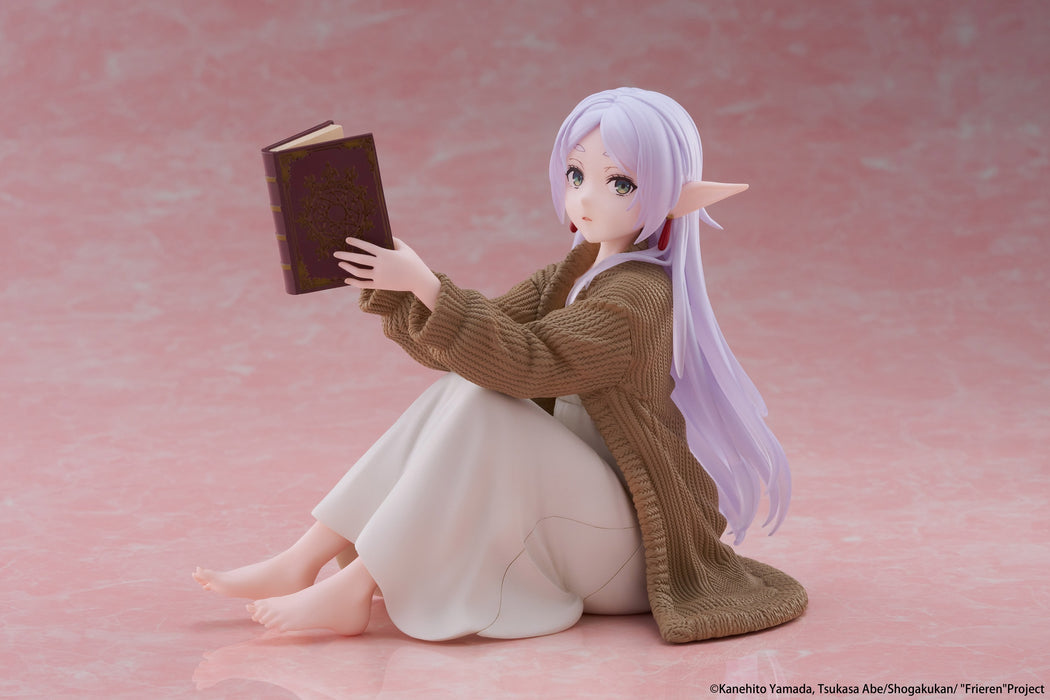 Taito Figures Desktop Cute: Frieren Beyond Journeys End - Frieren Roomwear