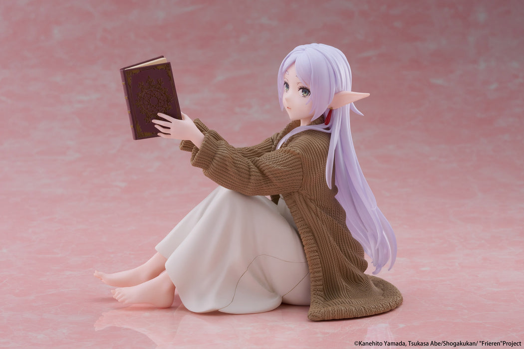 Taito Figures Desktop Cute: Frieren Beyond Journeys End - Frieren Roomwear