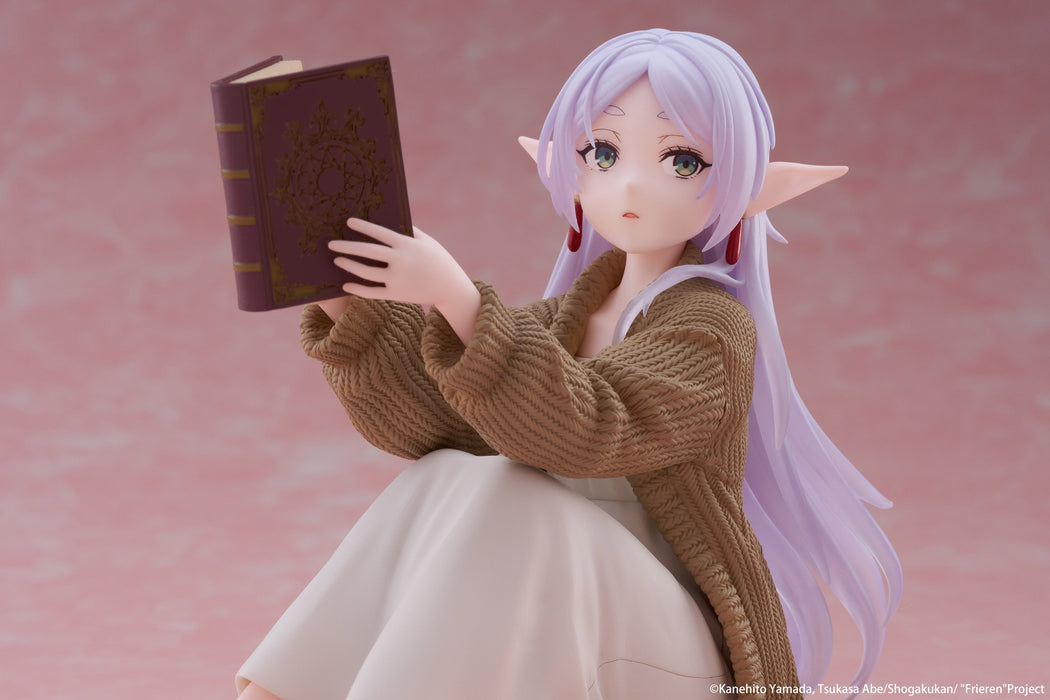 Taito Figures Desktop Cute: Frieren Beyond Journeys End - Frieren Roomwear