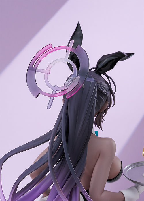 Max Factory Scale Figure: Blue Archive - Karin Kakudate Bunny Girl Escala 1/7