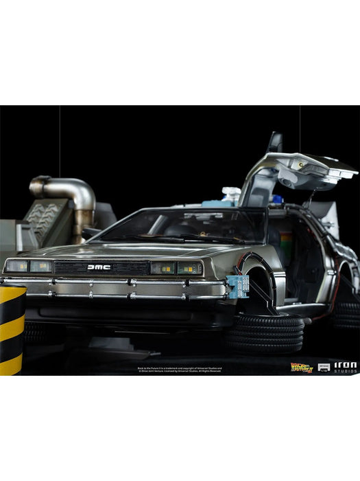 IRON Studios: Volver Al Futuro Parte II - DeLorean Escala de Arte 1/10