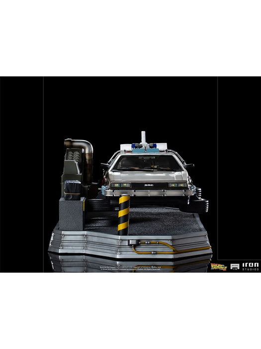 IRON Studios: Volver Al Futuro Parte II - DeLorean Escala de Arte 1/10