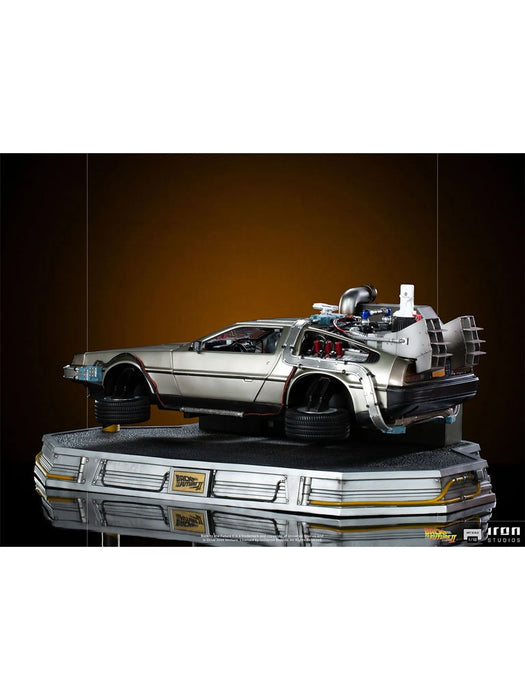 IRON Studios: Volver Al Futuro Parte II - DeLorean Escala de Arte 1/10