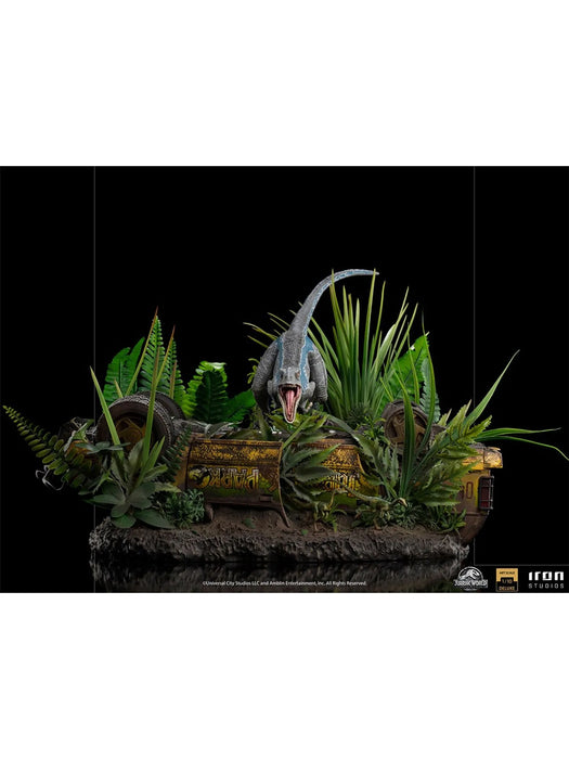 IRON Studios: Jurassic World El Reino Caido - Blue Deluxe Escala de Arte 1/10