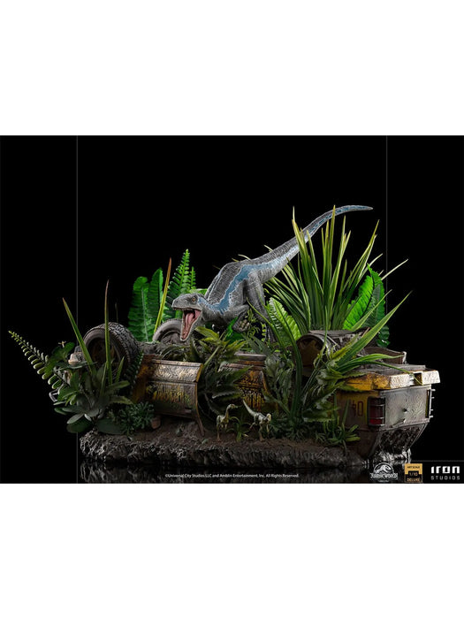 IRON Studios: Jurassic World El Reino Caido - Blue Deluxe Escala de Arte 1/10