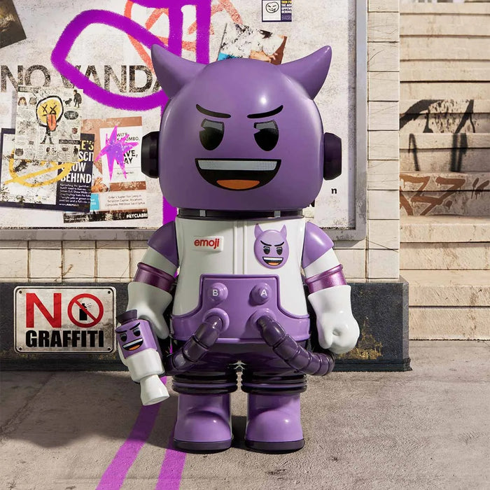 POP MART: MEGA SPACE MOLLY 100% x emoji？ - Series