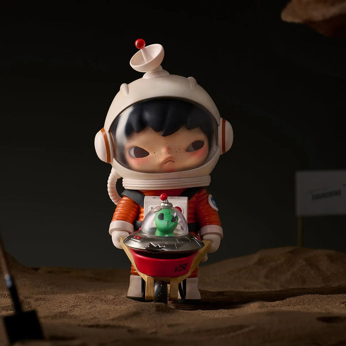 POP MART: Hirono - Search for Aliens Figurine