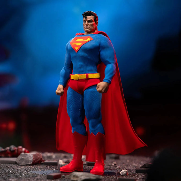POP MART: DC BATMAN HUSH - Superman 1/12 Action Figure