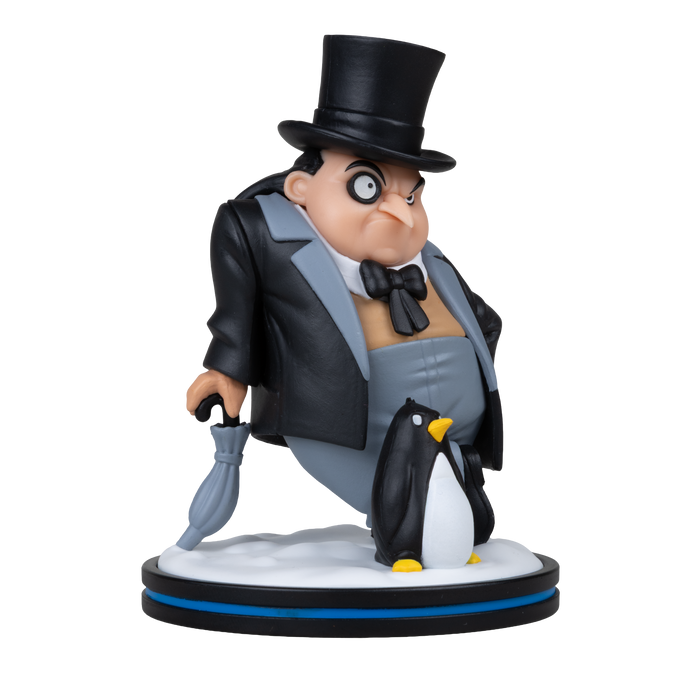Mcfarlane Qmx Q Fig Deluxe: Dc Comics - Penguin con base de nieve
