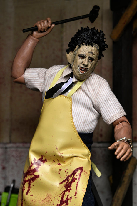 NECA Figura de Accion Vestida: La masacre de Texas - Leatherface 8 Pulgadas