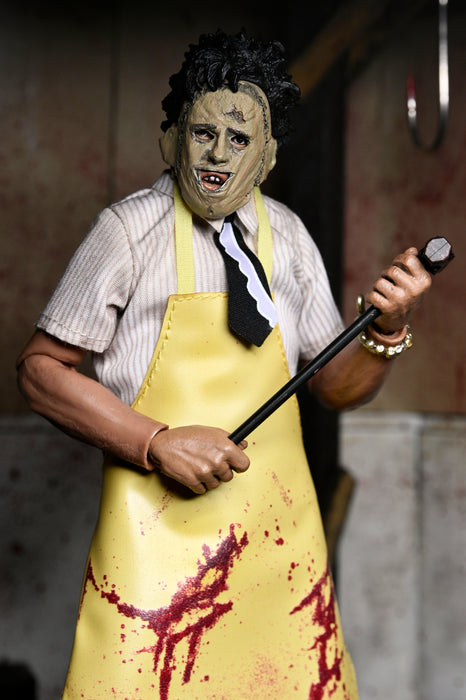 NECA Figura de Accion Vestida: La masacre de Texas - Leatherface 8 Pulgadas