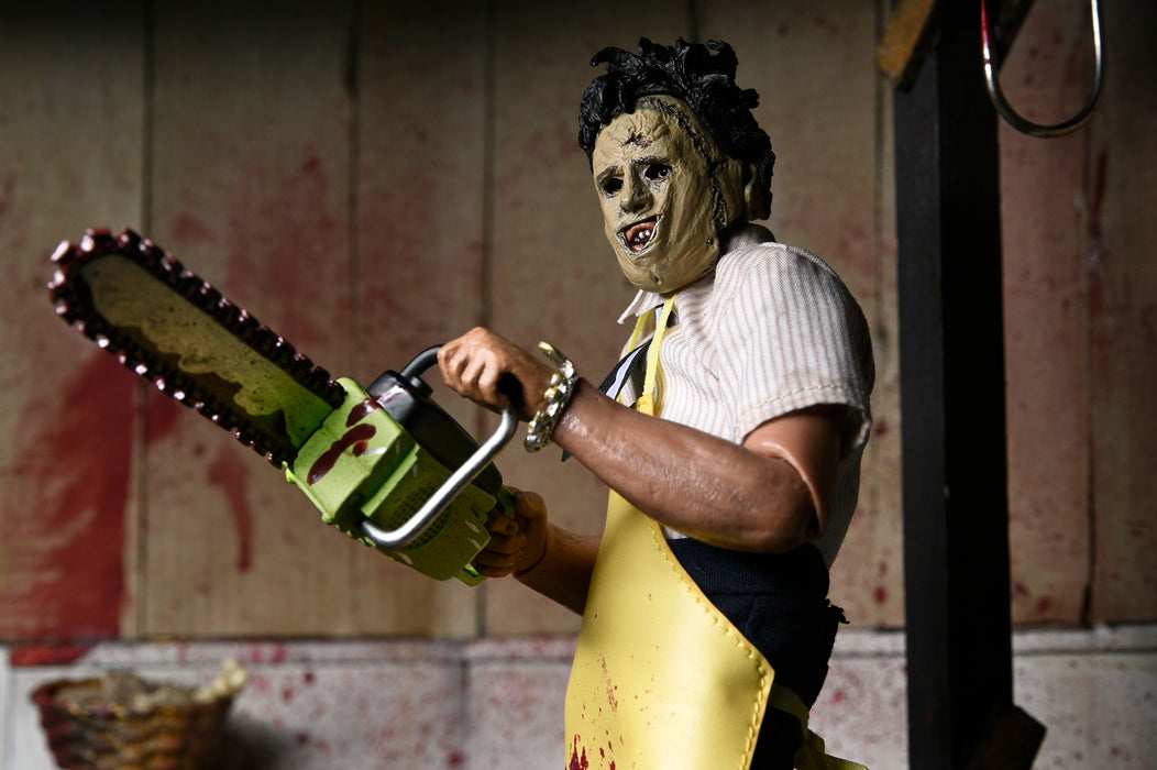 NECA Figura de Accion Vestida: La masacre de Texas - Leatherface 8 Pulgadas