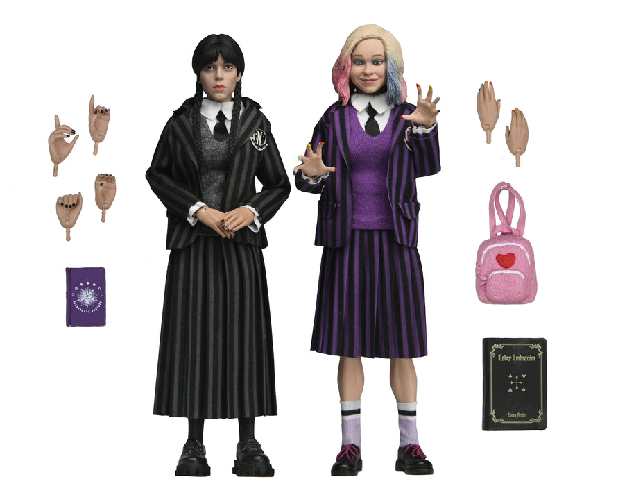 NECA Figura de Accion Vestida: Wednesday - Merlina Addams Nevermore y Enid 8 Pulgadas 2 Pack