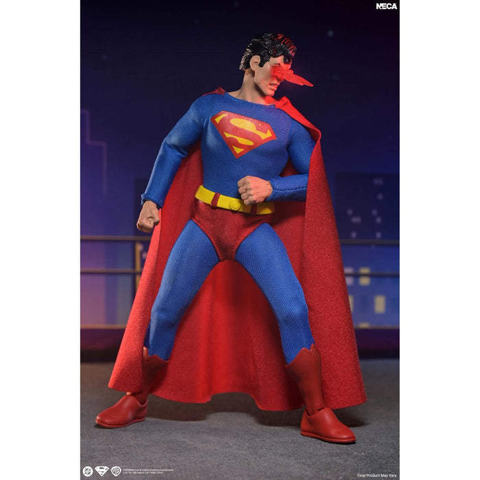NECA Figura de Accion Vestida: DC Comics - Superman 8 Pulgadas