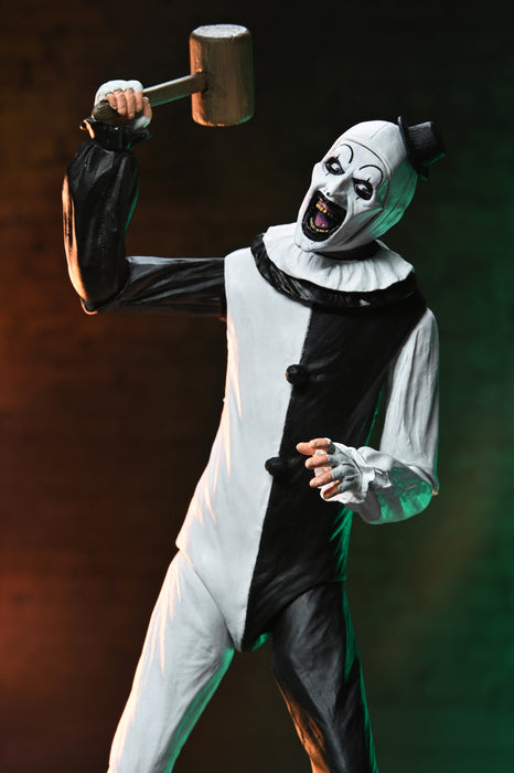 NECA Figura de Accion Ultimate: Terrifier 2 - Art the Clown y Little Pale Girl 2 Pack 7 Pulgadas