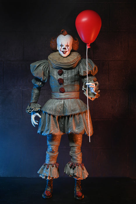 NECA Figura de Accion: Welcome to Derry - Pennywise Escala 1/4