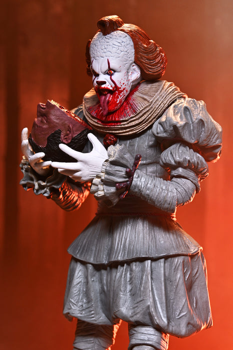 NECA Figura de Accion Ultimate: Welcome to Derry - Pennywise 7 Pulgadas