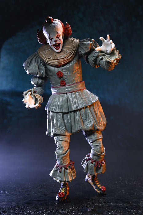 NECA Figura de Accion Ultimate: Welcome to Derry - Pennywise 7 Pulgadas