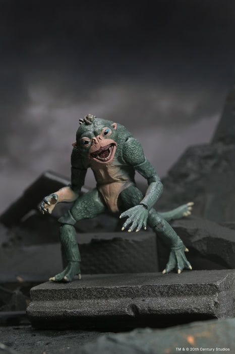 NECA Figura de Accion Ultimate: Depredador Tierras Salvajes - Thia y Bud 7 Pulgadas