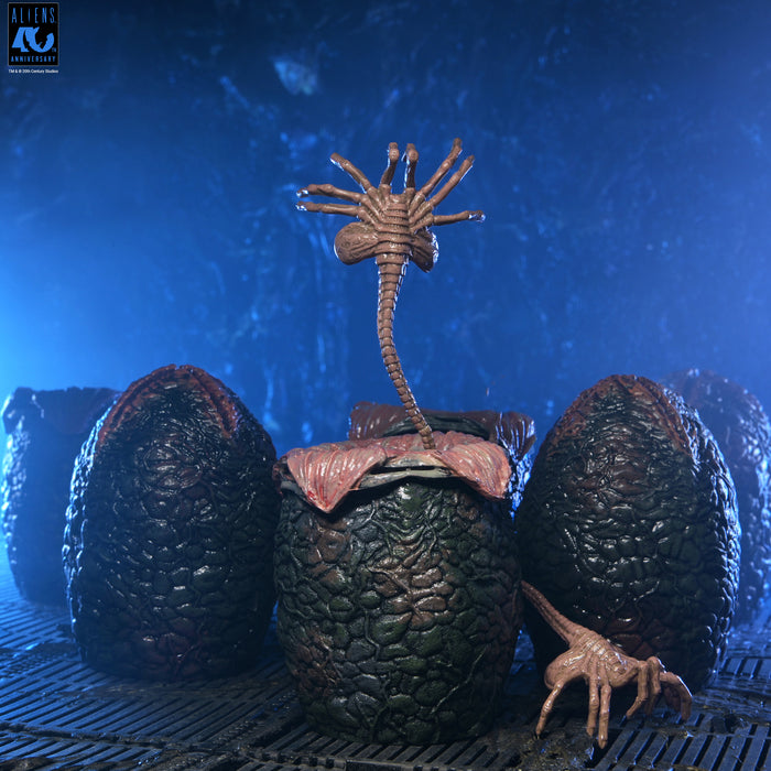 NECA Accessory Pack: Alien 40 Aniversario - Carton of Alien Eggs 6 Pack